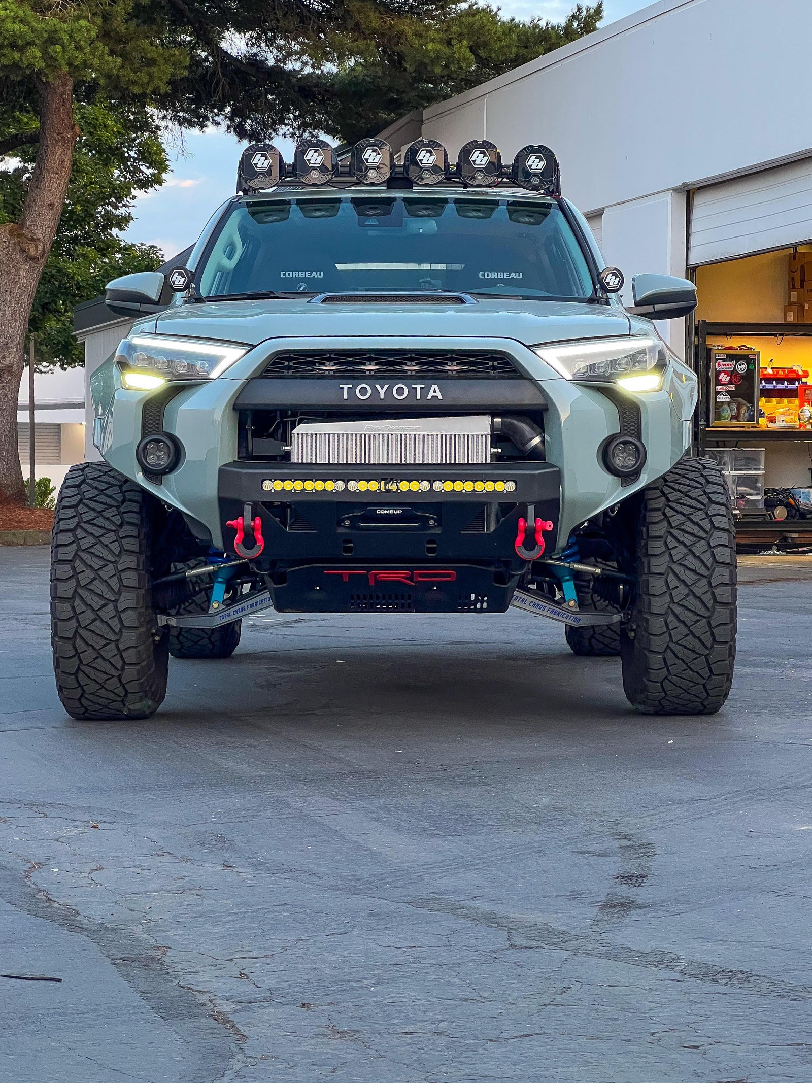 The Benefits of Long Travel Suspension for Off-Road Adventure: Toyota 4Runner Edition - 8Runner Offroad